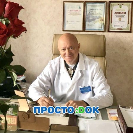 На фото Шерман Александр Адольфович