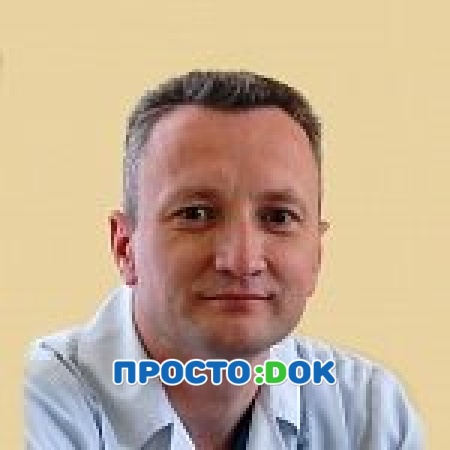 На фото Мирошкин Роман Владимирович