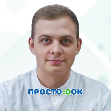 На фото Фатеев Руслан Дмитриевич