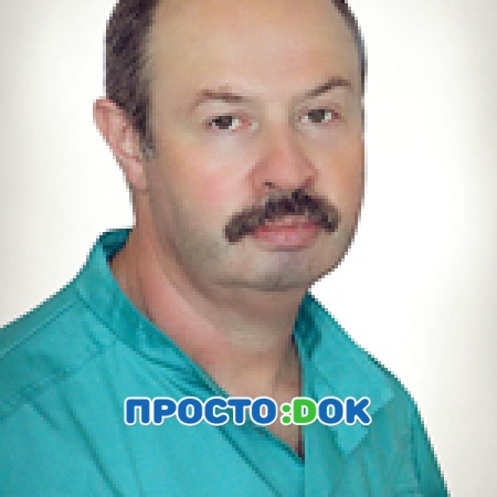 На фото Пекарев Михаил Юрьевич
