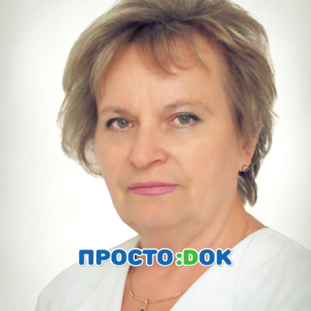 На фото Русанова Наталья Ивановна