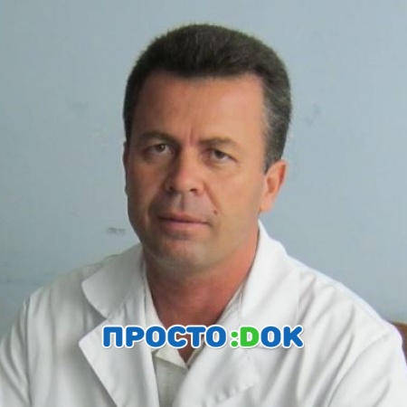 На фото Ибрагимов Сулаймон Осмонович