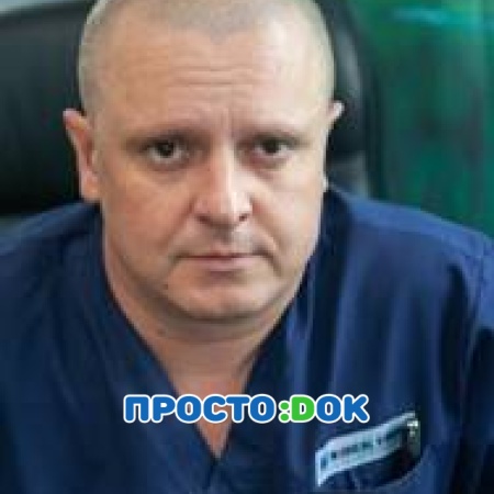 На фото Высоцкий Александр Викторович