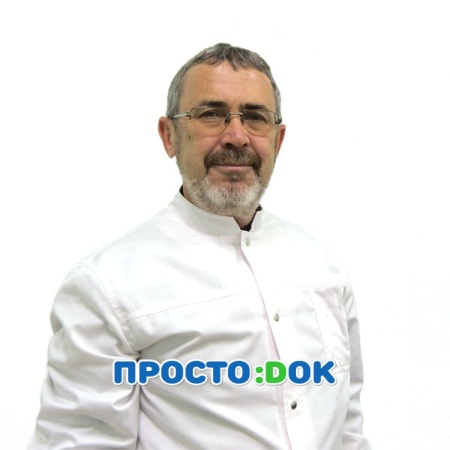 На фото Ковальчук Виктор Михайлович