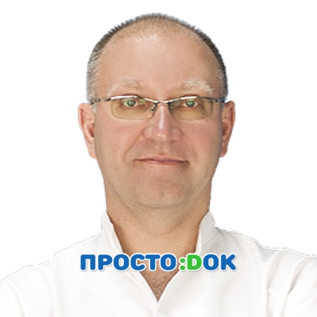 На фото Кузнецов Александр Васильевич