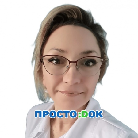 На фото Лебедева Оксана Витальевна