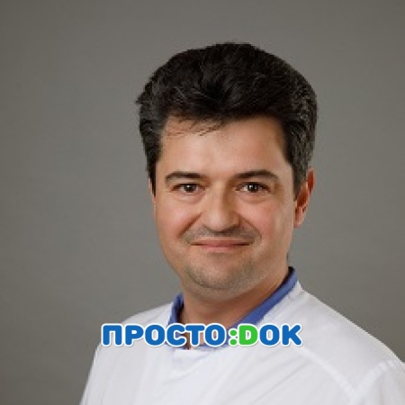 На фото Лебединский Александр Сергеевич