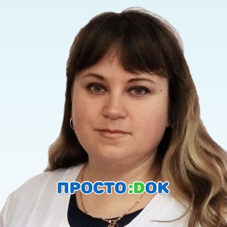 На фото Максимова Елена Владимировна
