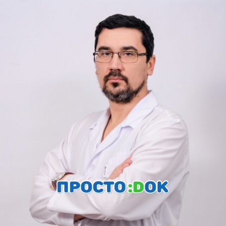 На фото Новаков Дмитрий Валентинович