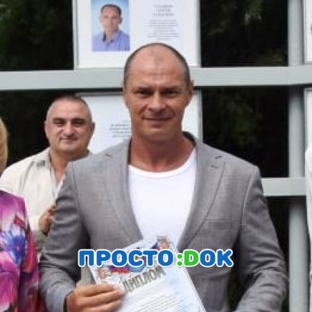На фото Бура Дмитрий Анатольевич