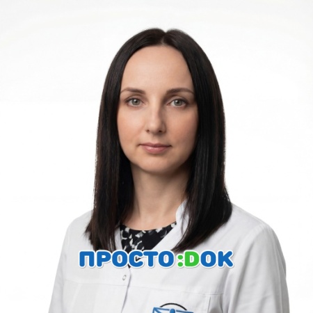 На фото Попова Елена Юрьевна