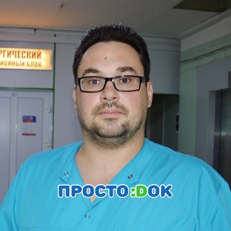 На фото Зборомирский Александр Андреевич
