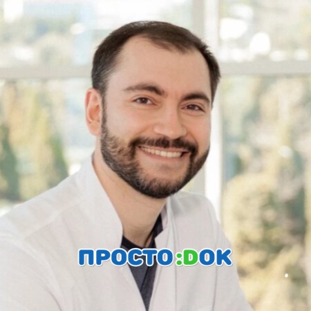 На фото Алиев Вугар Ильгарович