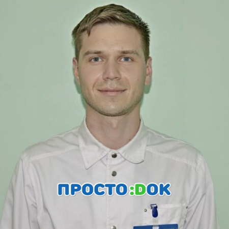 На фото Баталин Дмитрий Валериевич
