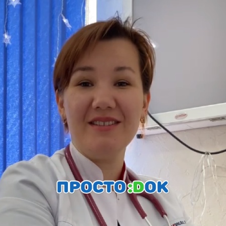 На фото Гафарова Эльвина Искандаровна