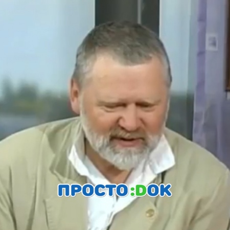 На фото Похвалин Игорь Васильевич