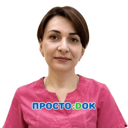 На фото ​Джиляджи Земине Ибрагимовна