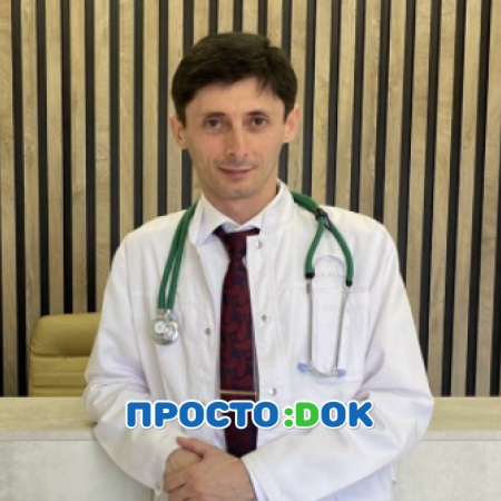 На фото Левит Артур Яковлевич