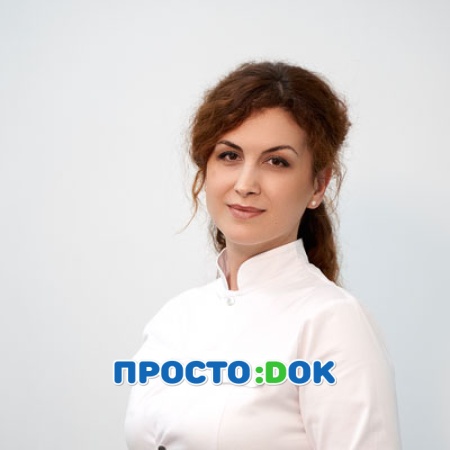 На фото Усманова Тамила Эскандеровна