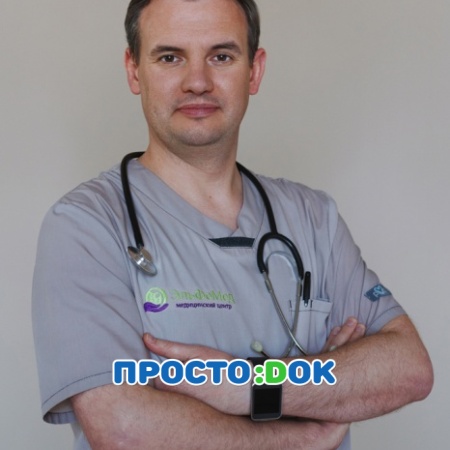 На фото Зверев Кирилл Владимирович