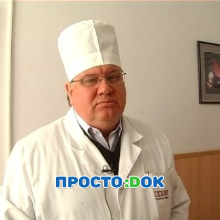 На фото Олиниченко Геннадий Дмитриевич