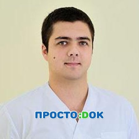 На фото Петров Дмитрий Сергеевич