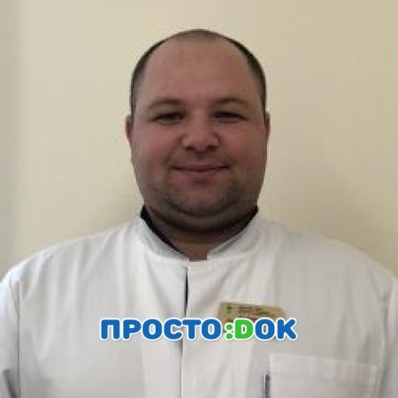 На фото Юзбашев Эльдар Ремзиевич