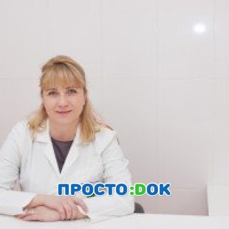 На фото Валеева Лариса Анатольевна