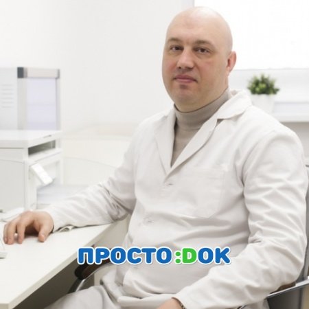 На фото Остапенко Олег Владимирович