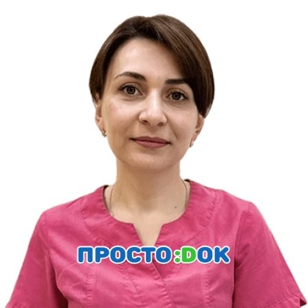 На фото ​Джиляджи Земине Ибрагимовна