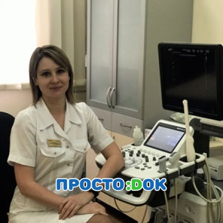 На фото Яковлева Лина Александровна